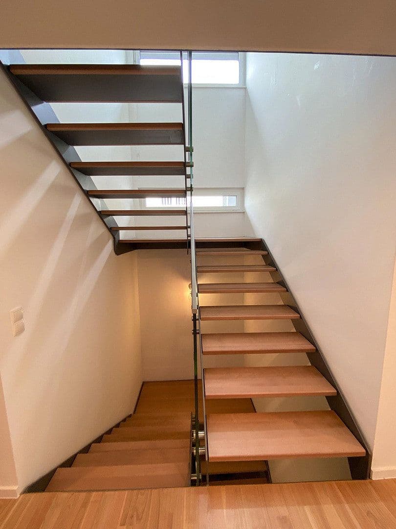 4 bedroom flat to rent, 210 m², Koblenz, Rhineland-Palatinate 4 bedroom flat to rent, 210 m², Koblenz, Rhineland-Palatinate