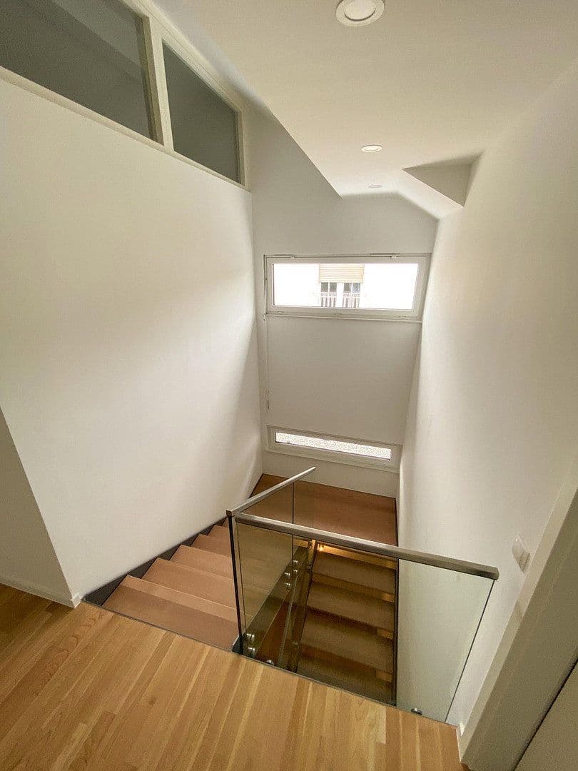 4 bedroom flat to rent, 210 m², Koblenz, Rhineland-Palatinate 4 bedroom flat to rent, 210 m², Koblenz, Rhineland-Palatinate