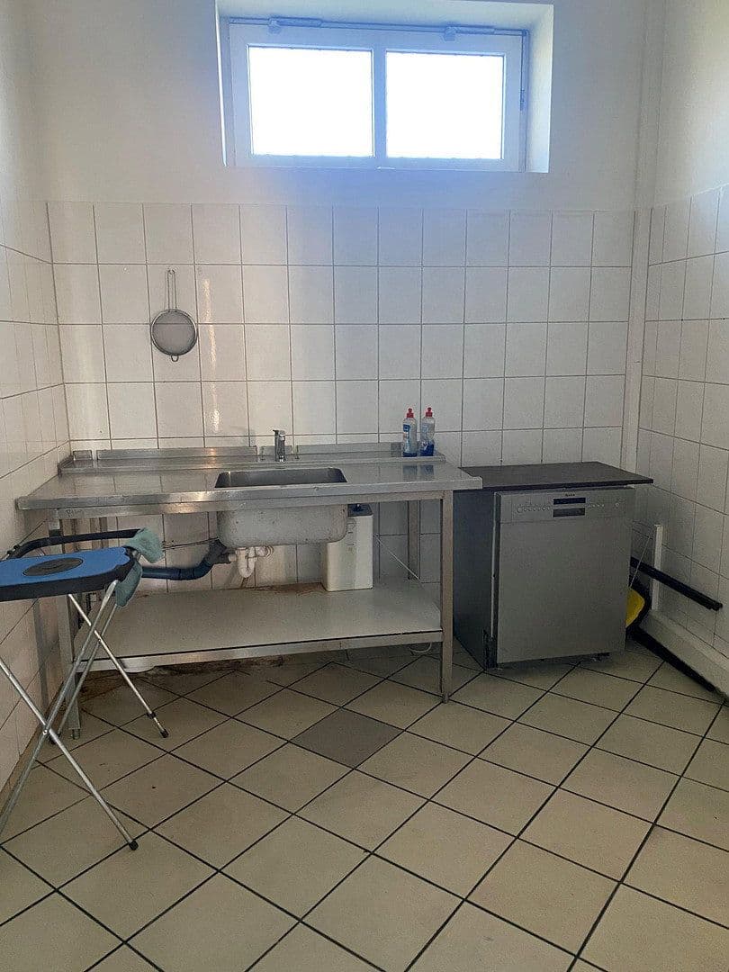 non-residential property to rent, 120 m², Kieler Str. 84, Lentföhrden, Schleswig-Holstein non-residential property to rent, 120 m², Kieler Str. 84, Lentföhrden, Schleswig-Holstein