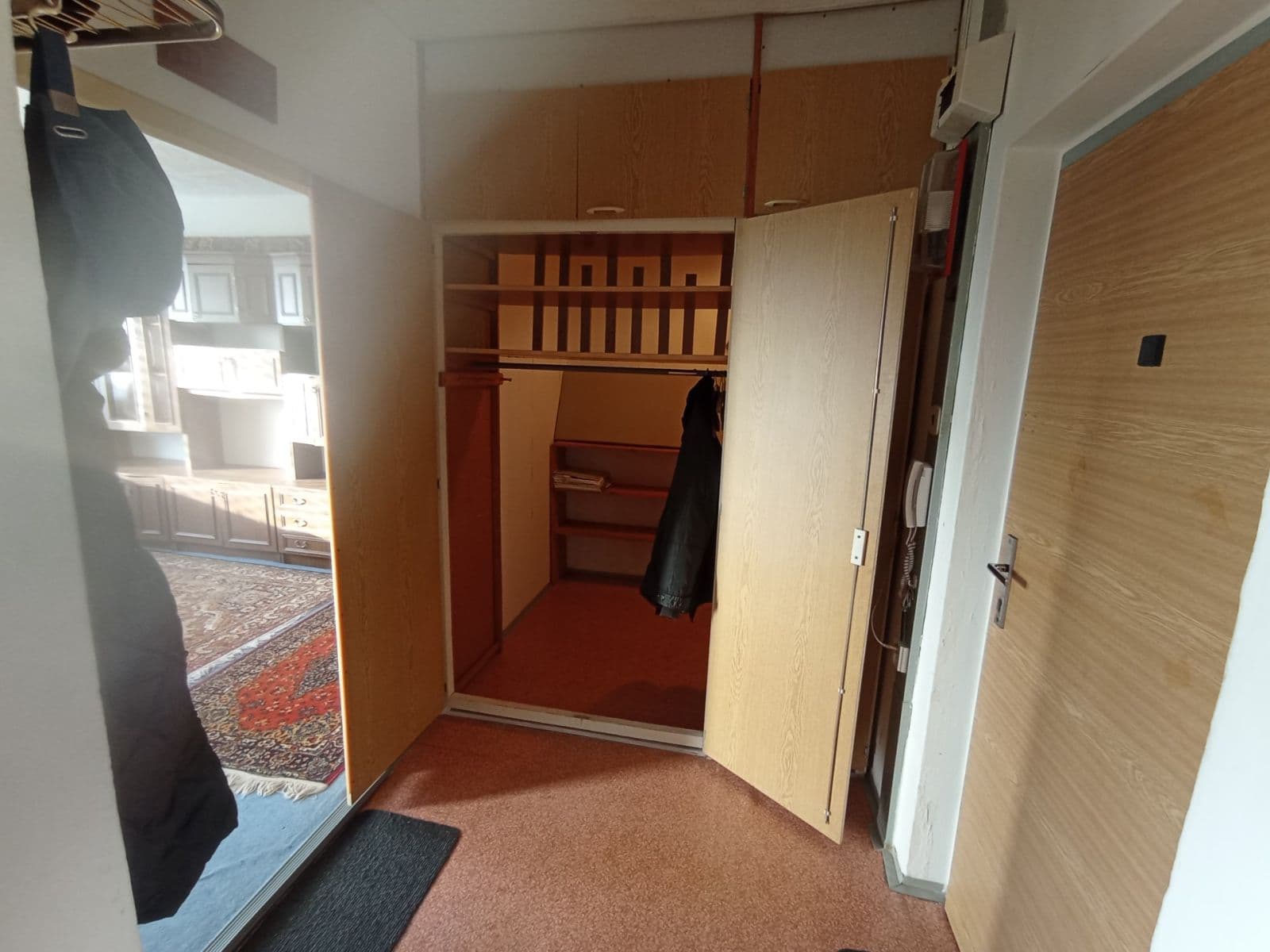 3 bedroom flat for sale, 74 m², Konečná, Karlovy Vary, Karlovarský Region 3 bedroom flat for sale, 74 m², Konečná, Karlovy Vary, Karlovarský Region