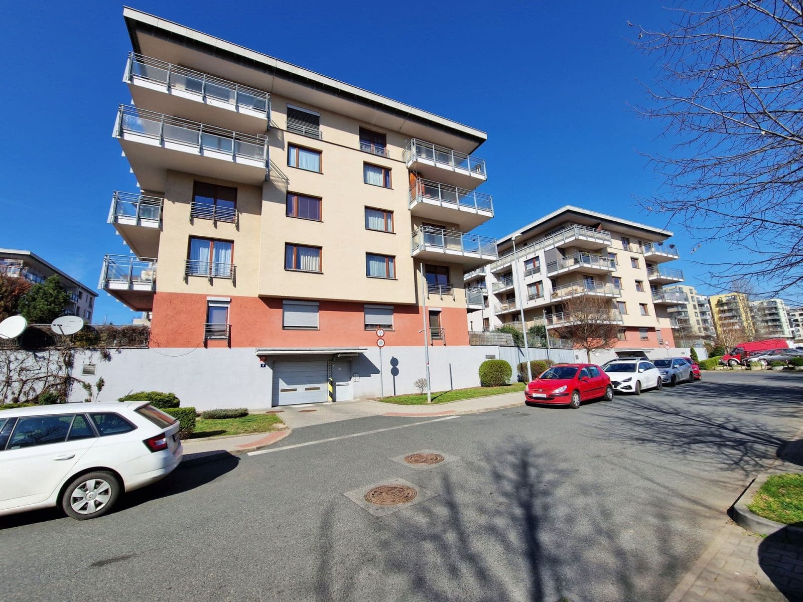 2 bedroom with open-plan kitchen flat to rent, 65 m², Jana Přibíka, Prague, Prague 2 bedroom with open-plan kitchen flat to rent, 65 m², Jana Přibíka, Prague, Prague