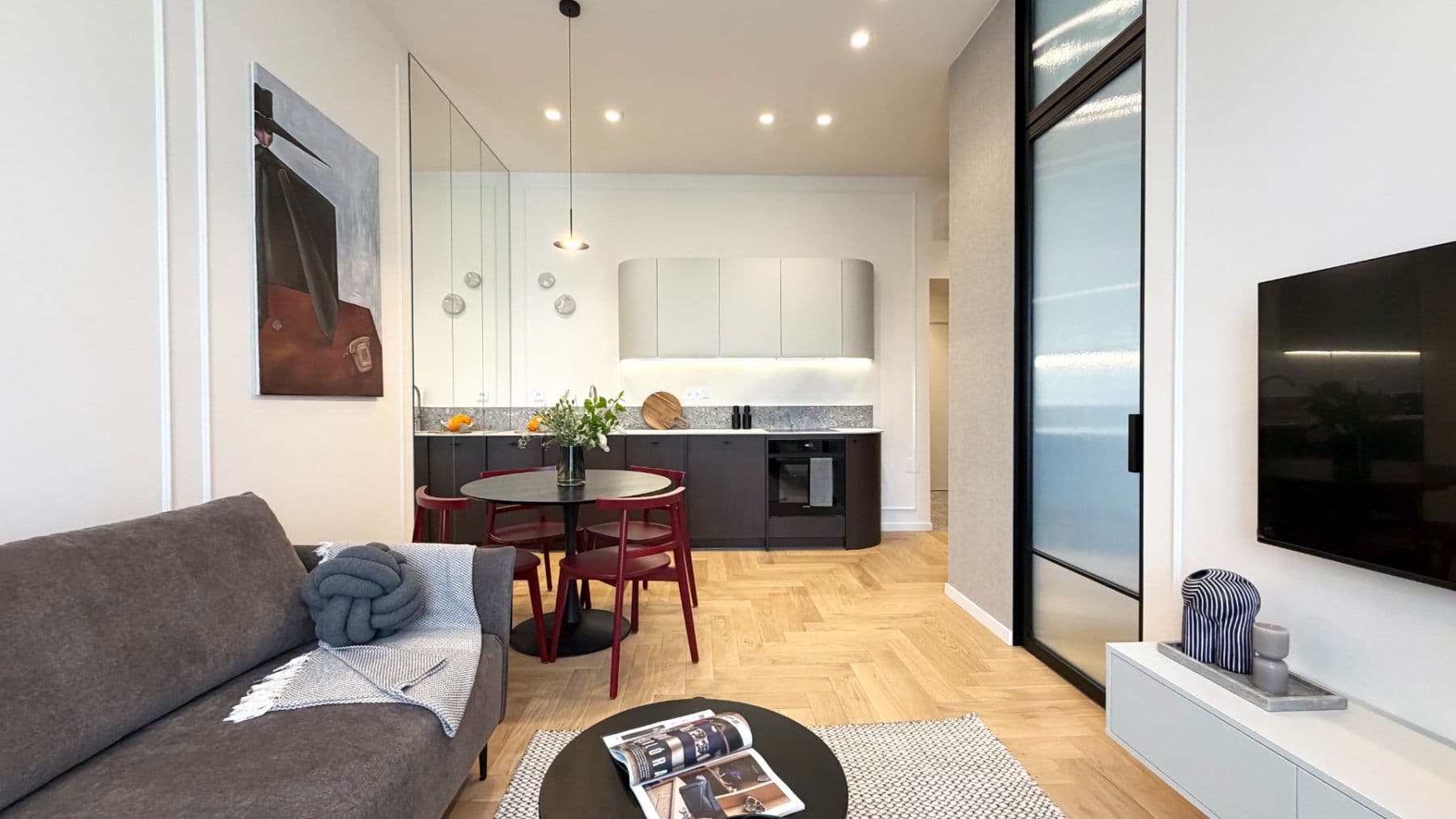 1 bedroom with open-plan kitchen flat to rent, 41 m², Karlínské náměstí, Prague, Prague 1 bedroom with open-plan kitchen flat to rent, 41 m², Karlínské náměstí, Prague, Prague