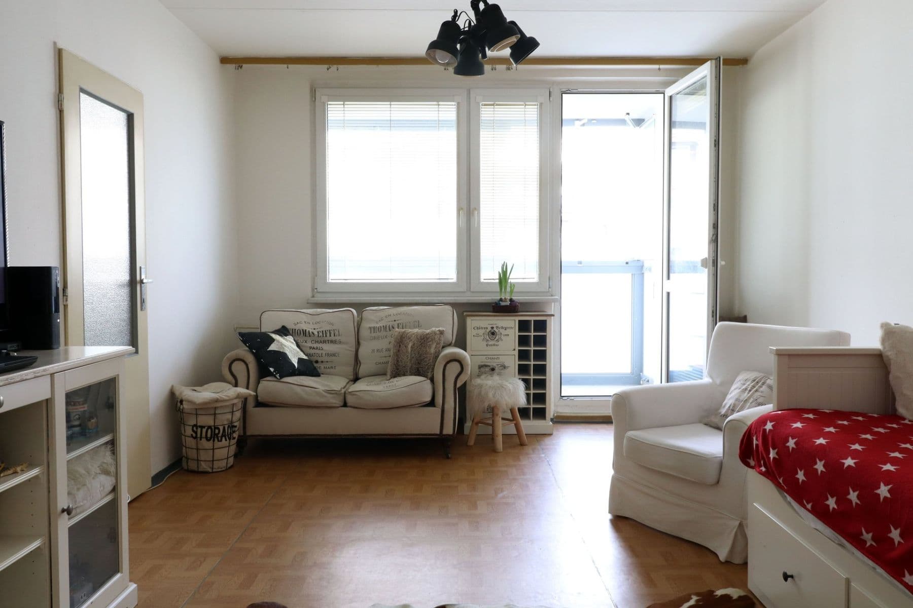 3 bedroom flat to rent, 76 m², Doležalova, Prague, Prague 3 bedroom flat to rent, 76 m², Doležalova, Prague, Prague
