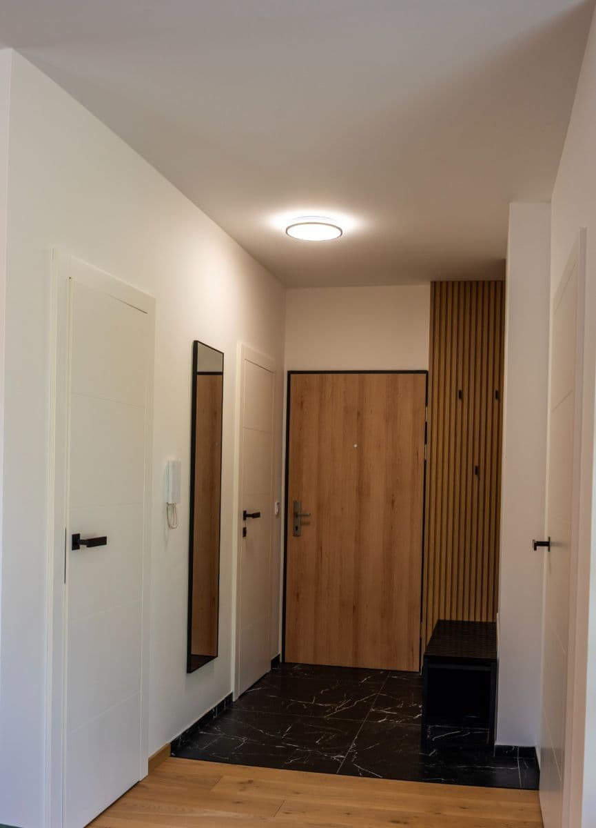 2 bedroom flat to rent, 54 m², Pod Hájmi, Košice - mestská časť Lorinčík, Košický Region 2 bedroom flat to rent, 54 m², Pod Hájmi, Košice - mestská časť Lorinčík, Košický Region