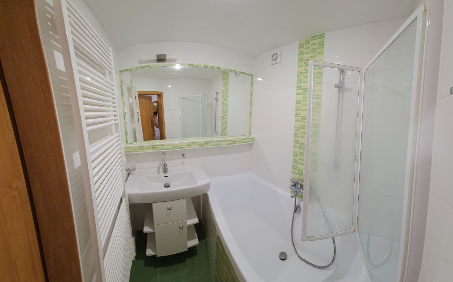 2 bedroom with open-plan kitchen flat to rent, 79 m², Foerstrova, Brno, Jihomoravský Region 2 bedroom with open-plan kitchen flat to rent, 79 m², Foerstrova, Brno, Jihomoravský Region