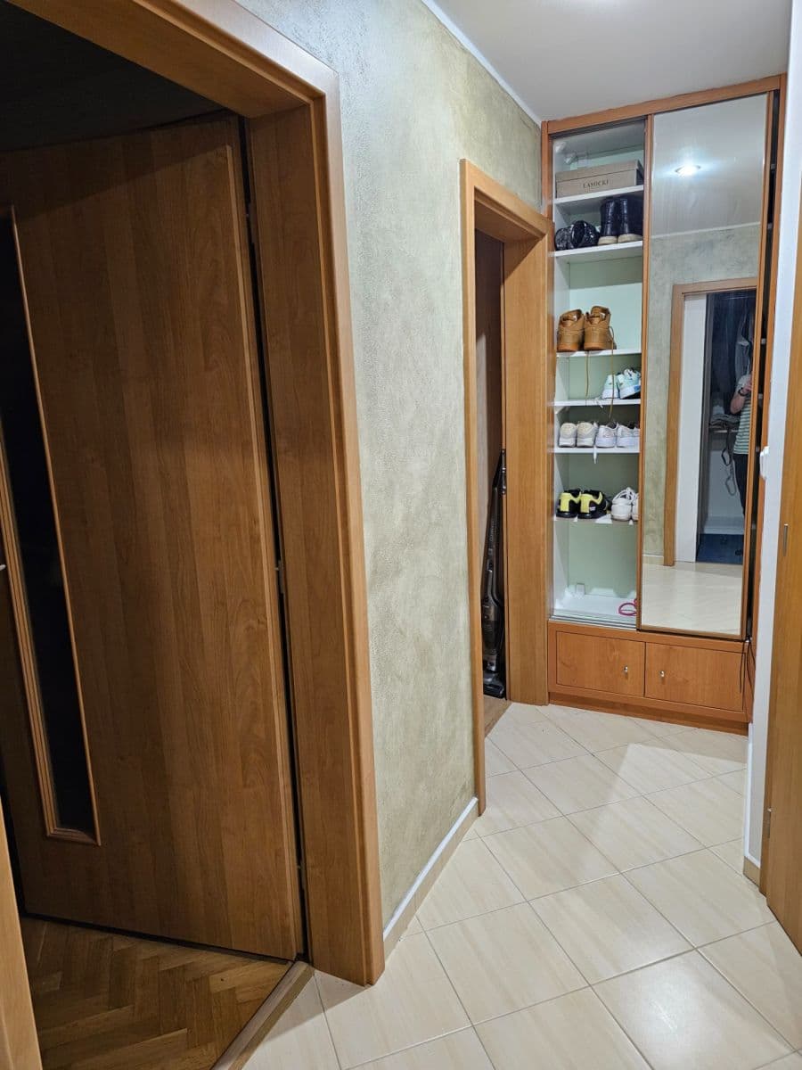 2 bedroom with open-plan kitchen flat to rent, 79 m², Foerstrova, Brno, Jihomoravský Region 2 bedroom with open-plan kitchen flat to rent, 79 m², Foerstrova, Brno, Jihomoravský Region