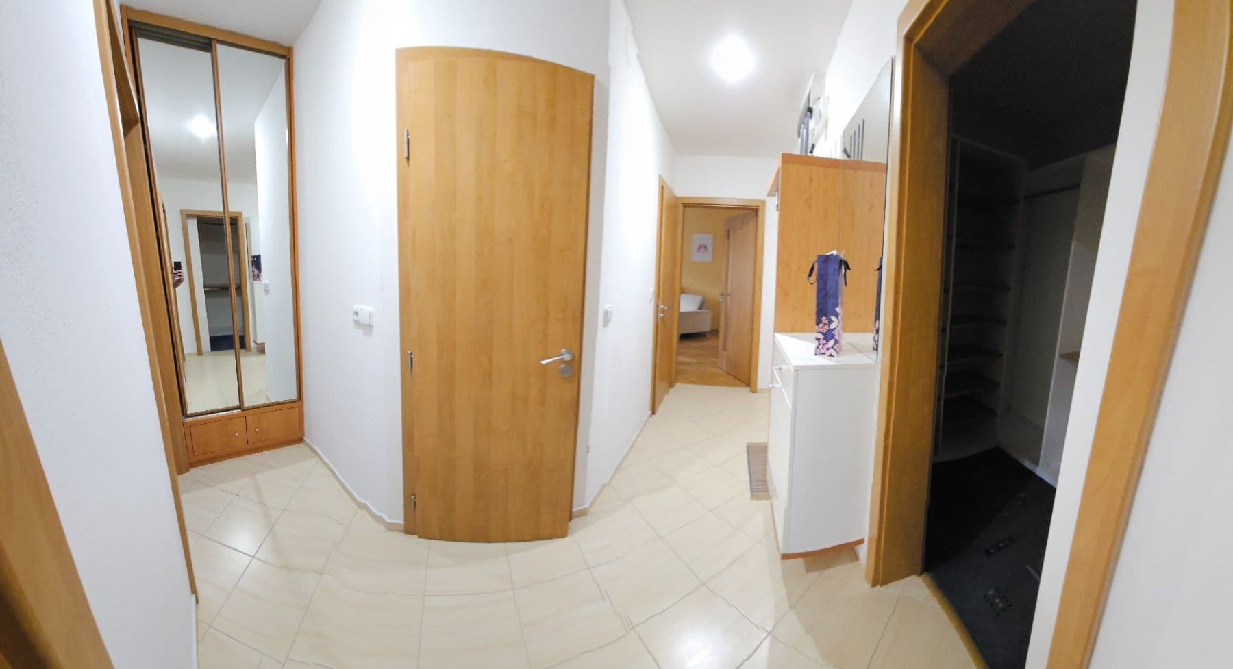 2 bedroom with open-plan kitchen flat to rent, 79 m², Foerstrova, Brno, Jihomoravský Region 2 bedroom with open-plan kitchen flat to rent, 79 m², Foerstrova, Brno, Jihomoravský Region