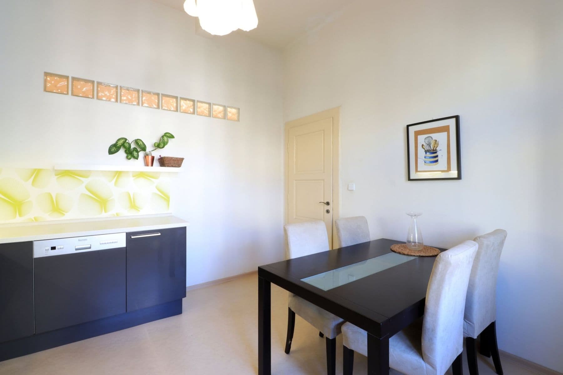 2 bedroom flat to rent, 83 m², Sudoměřská, Prague, Prague 2 bedroom flat to rent, 83 m², Sudoměřská, Prague, Prague