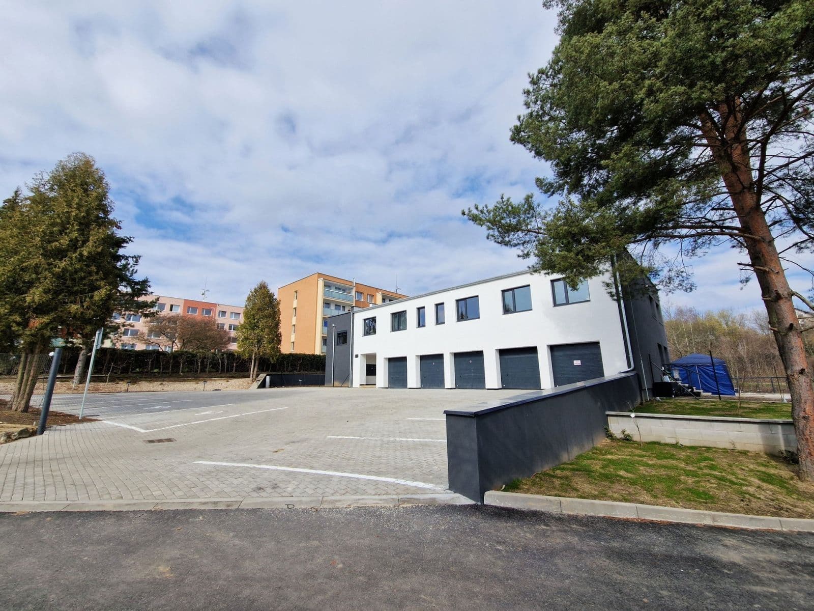 Studio flat to rent, 30 m², Barvířova, Jílové u Prahy, Středočeský Region Studio flat to rent, 30 m², Barvířova, Jílové u Prahy, Středočeský Region