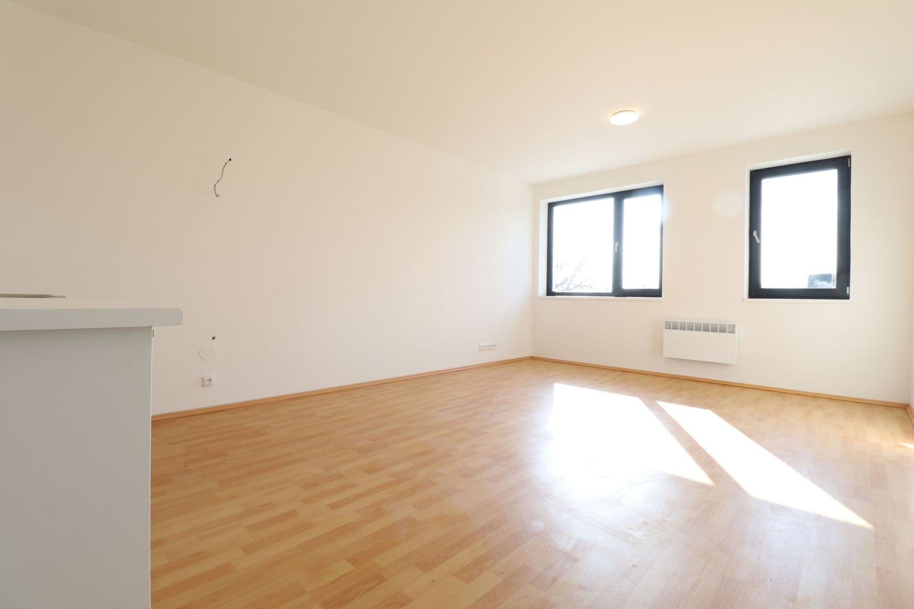 Studio flat to rent, 30 m², Barvířova, Jílové u Prahy, Středočeský Region Studio flat to rent, 30 m², Barvířova, Jílové u Prahy, Středočeský Region