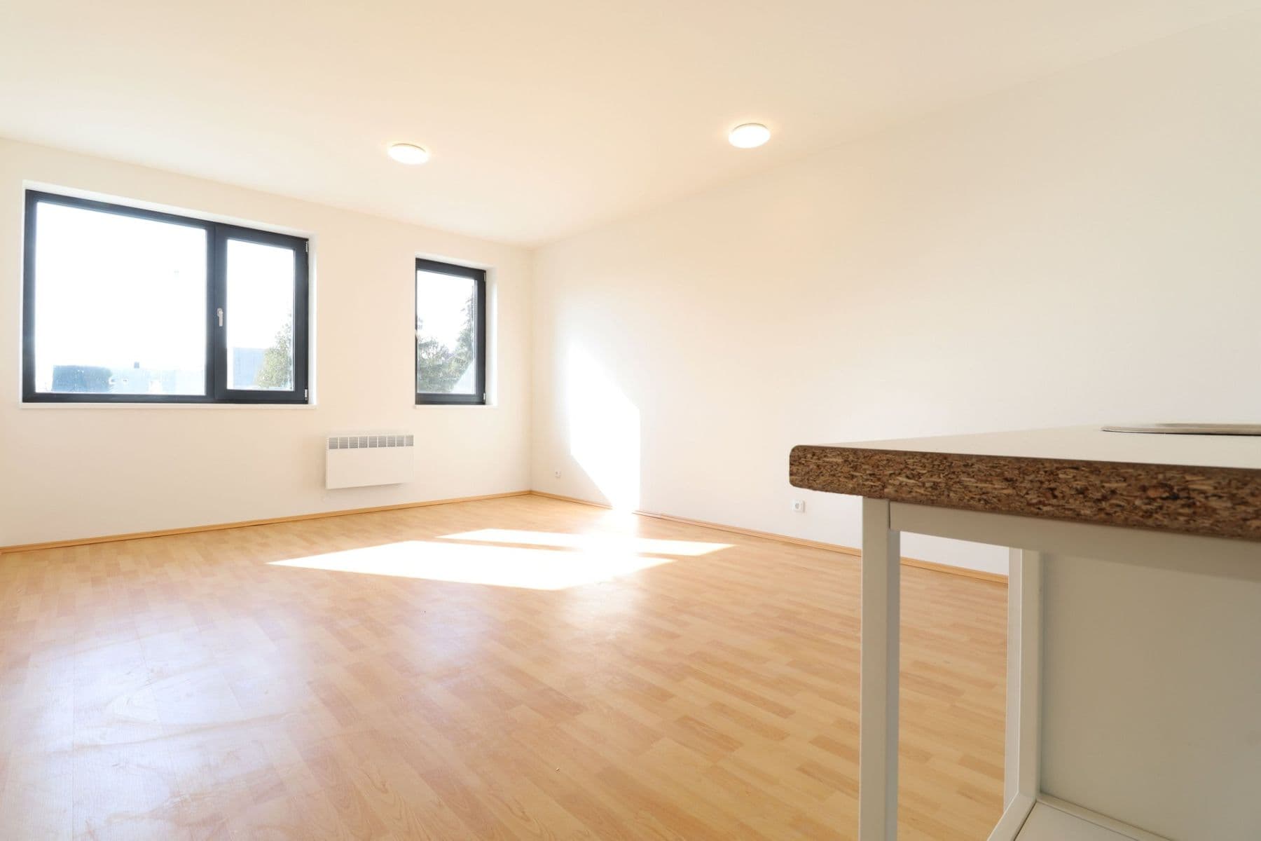 Studio flat to rent, 30 m², Barvířova, Jílové u Prahy, Středočeský Region Studio flat to rent, 30 m², Barvířova, Jílové u Prahy, Středočeský Region