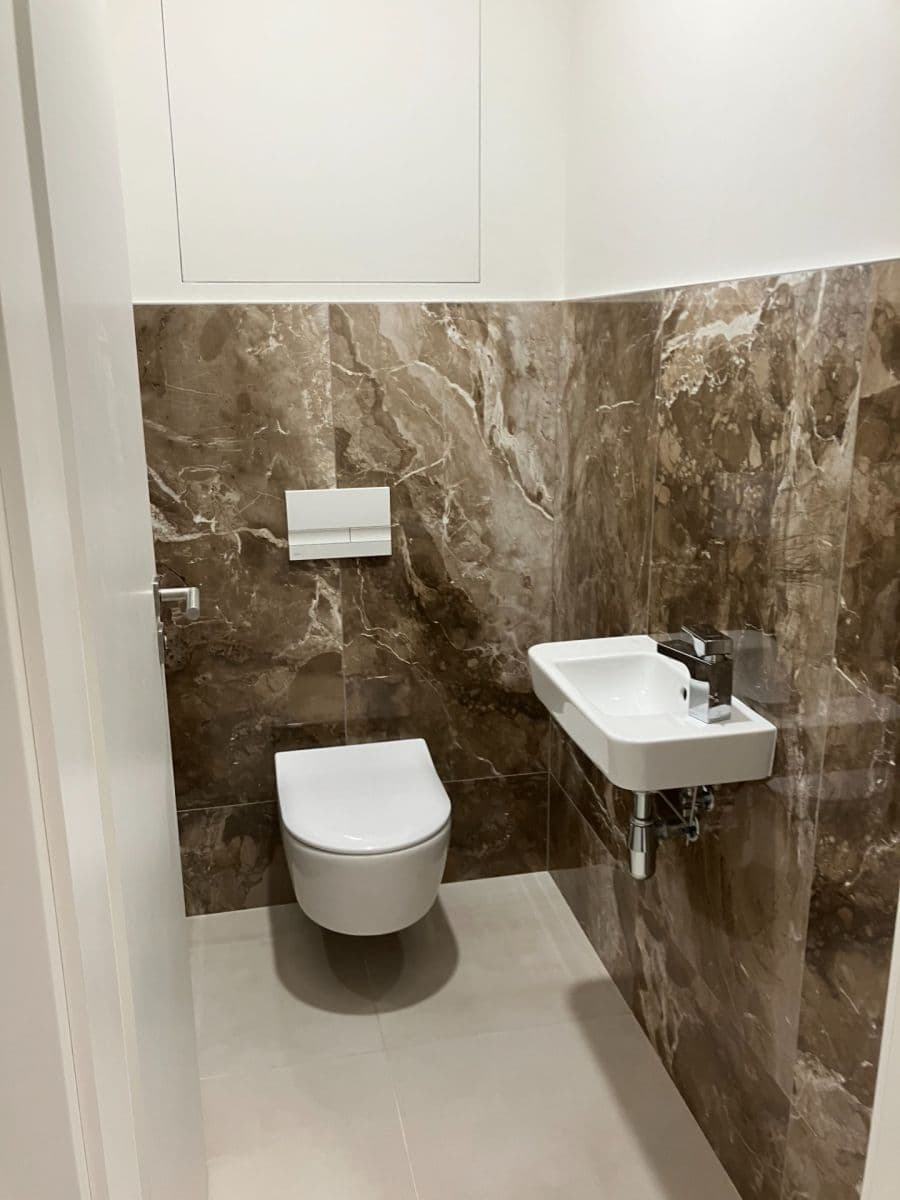 Studio flat to rent, 38 m², Komárovská, Brno, Jihomoravský Region Studio flat to rent, 38 m², Komárovská, Brno, Jihomoravský Region