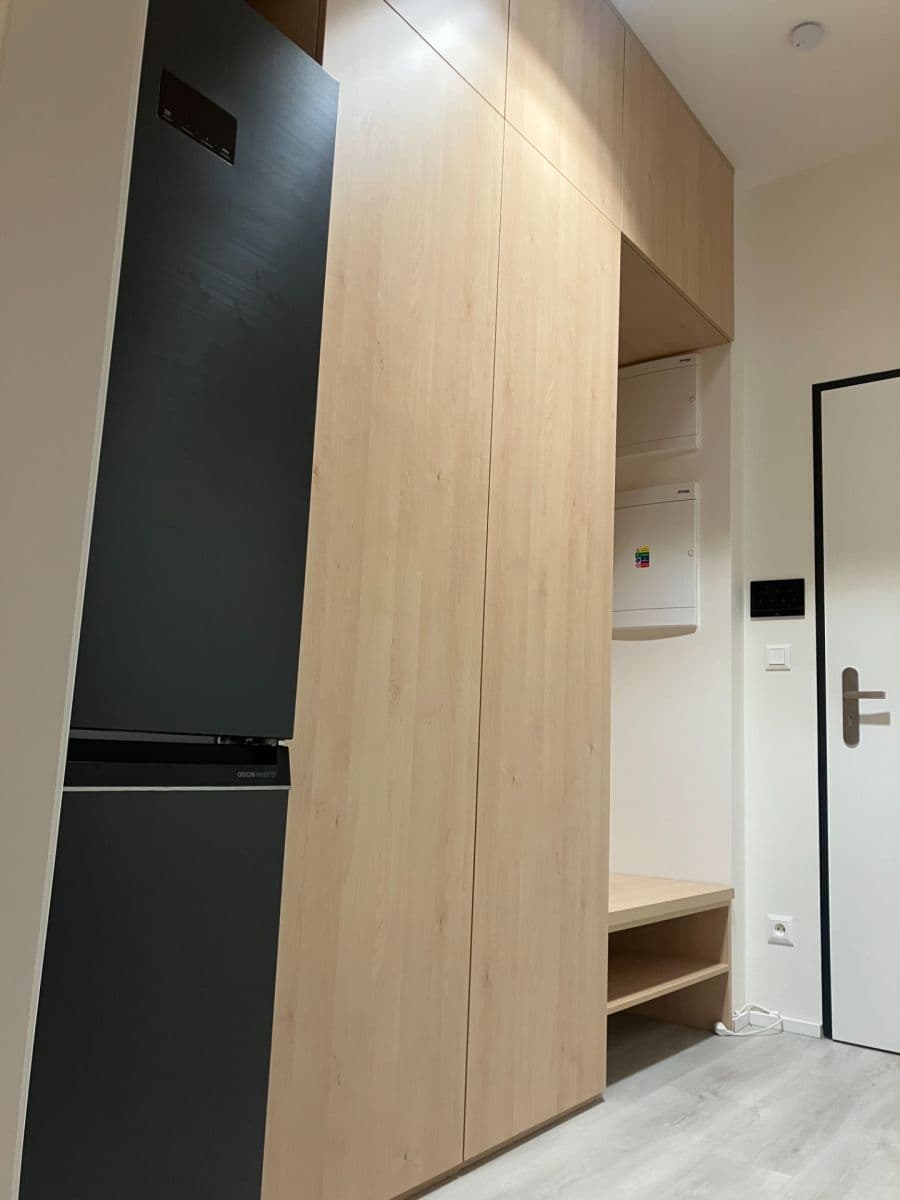 Studio flat to rent, 38 m², Komárovská, Brno, Jihomoravský Region Studio flat to rent, 38 m², Komárovská, Brno, Jihomoravský Region