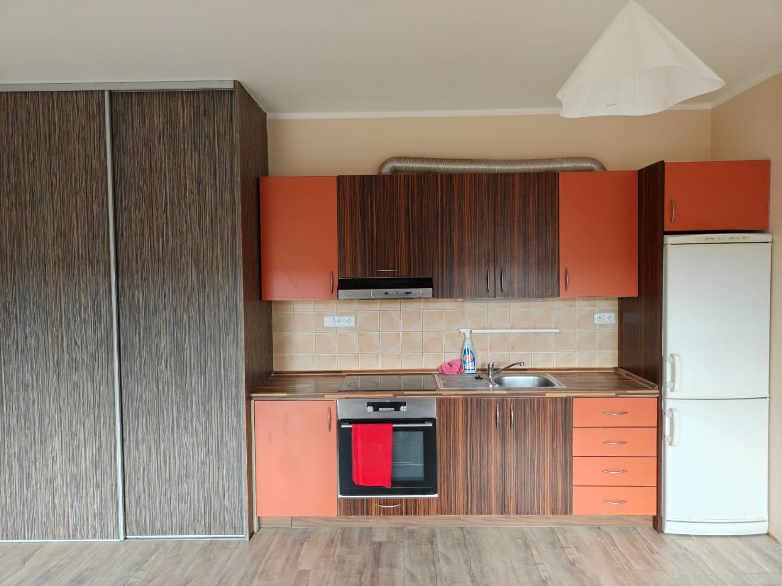 Studio flat to rent, 36 m², Kaštanová, Milovice, Středočeský Region Studio flat to rent, 36 m², Kaštanová, Milovice, Středočeský Region