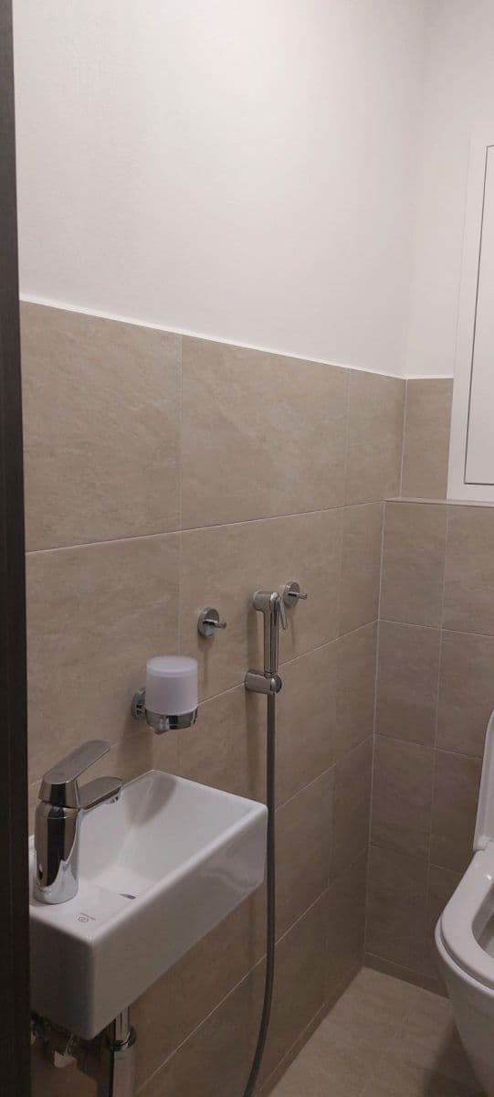 3 bedroom flat to rent, 80 m², Teyschlova, Brno, Jihomoravský Region 3 bedroom flat to rent, 80 m², Teyschlova, Brno, Jihomoravský Region