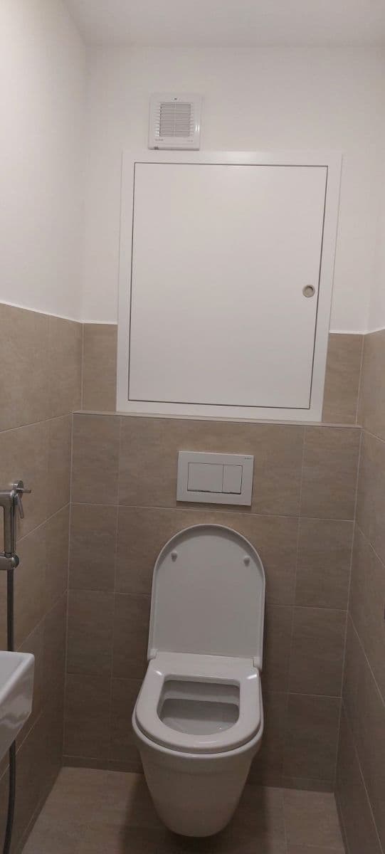 3 bedroom flat to rent, 80 m², Teyschlova, Brno, Jihomoravský Region 3 bedroom flat to rent, 80 m², Teyschlova, Brno, Jihomoravský Region