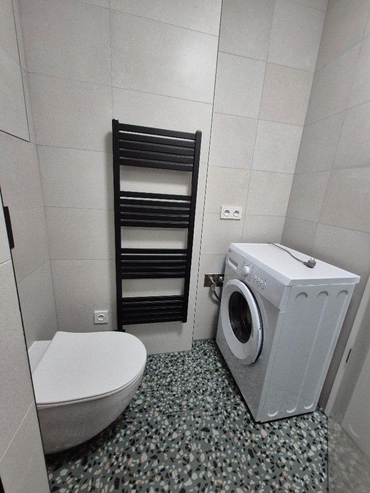 Studio flat to rent, 27 m², Mezitraťová, Prague, Prague Studio flat to rent, 27 m², Mezitraťová, Prague, Prague