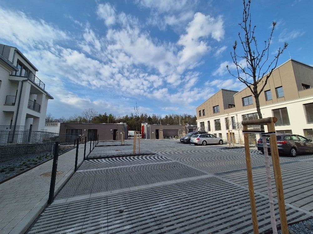 Studio flat to rent, 27 m², Mezitraťová, Prague, Prague Studio flat to rent, 27 m², Mezitraťová, Prague, Prague