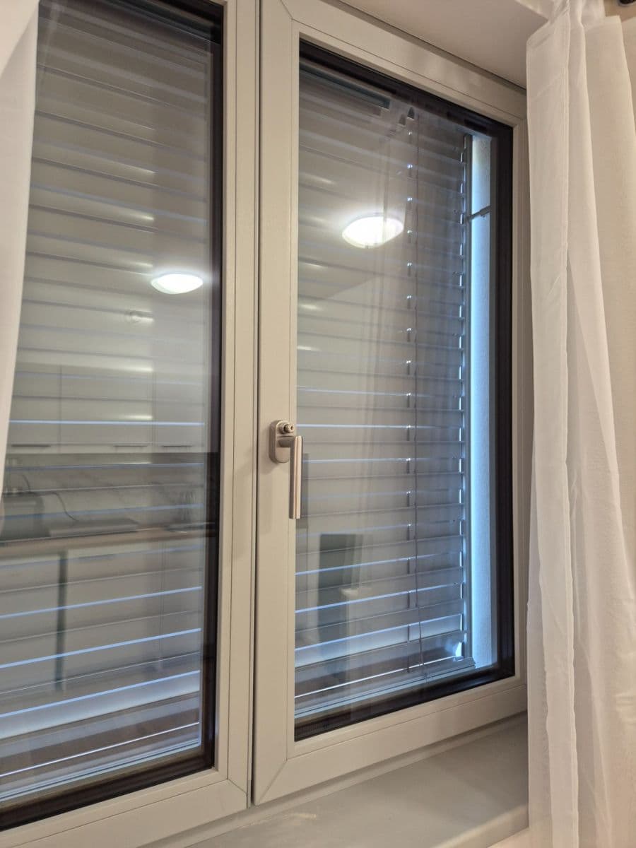 Studio flat to rent, 27 m², Mezitraťová, Prague, Prague Studio flat to rent, 27 m², Mezitraťová, Prague, Prague