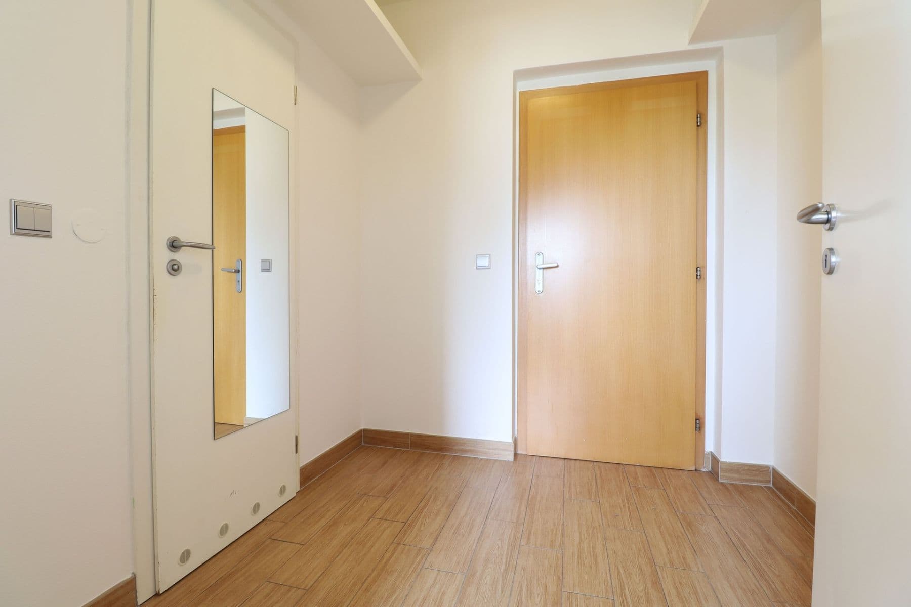 1 bedroom with open-plan kitchen flat to rent, 42 m², Borkovského, Roztoky, Středočeský Region 1 bedroom with open-plan kitchen flat to rent, 42 m², Borkovského, Roztoky, Středočeský Region
