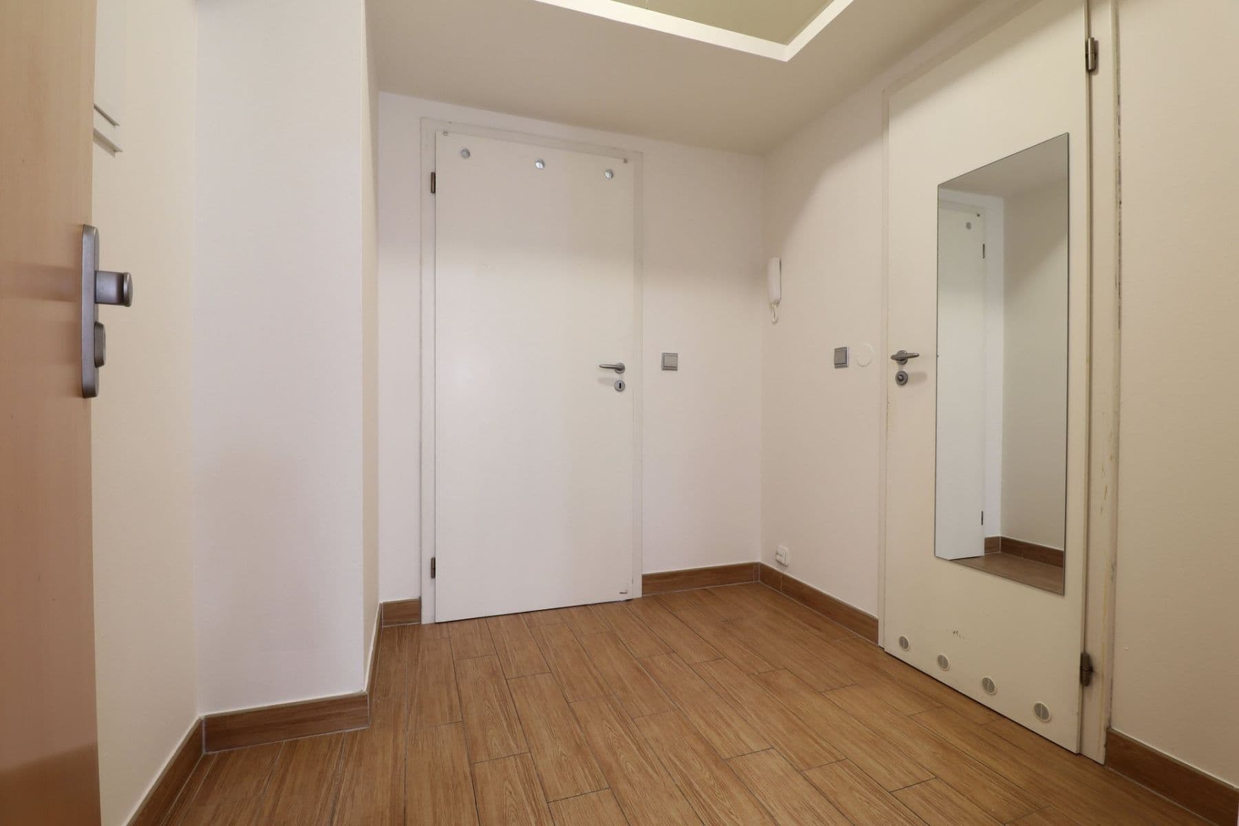 1 bedroom with open-plan kitchen flat to rent, 42 m², Borkovského, Roztoky, Středočeský Region 1 bedroom with open-plan kitchen flat to rent, 42 m², Borkovského, Roztoky, Středočeský Region