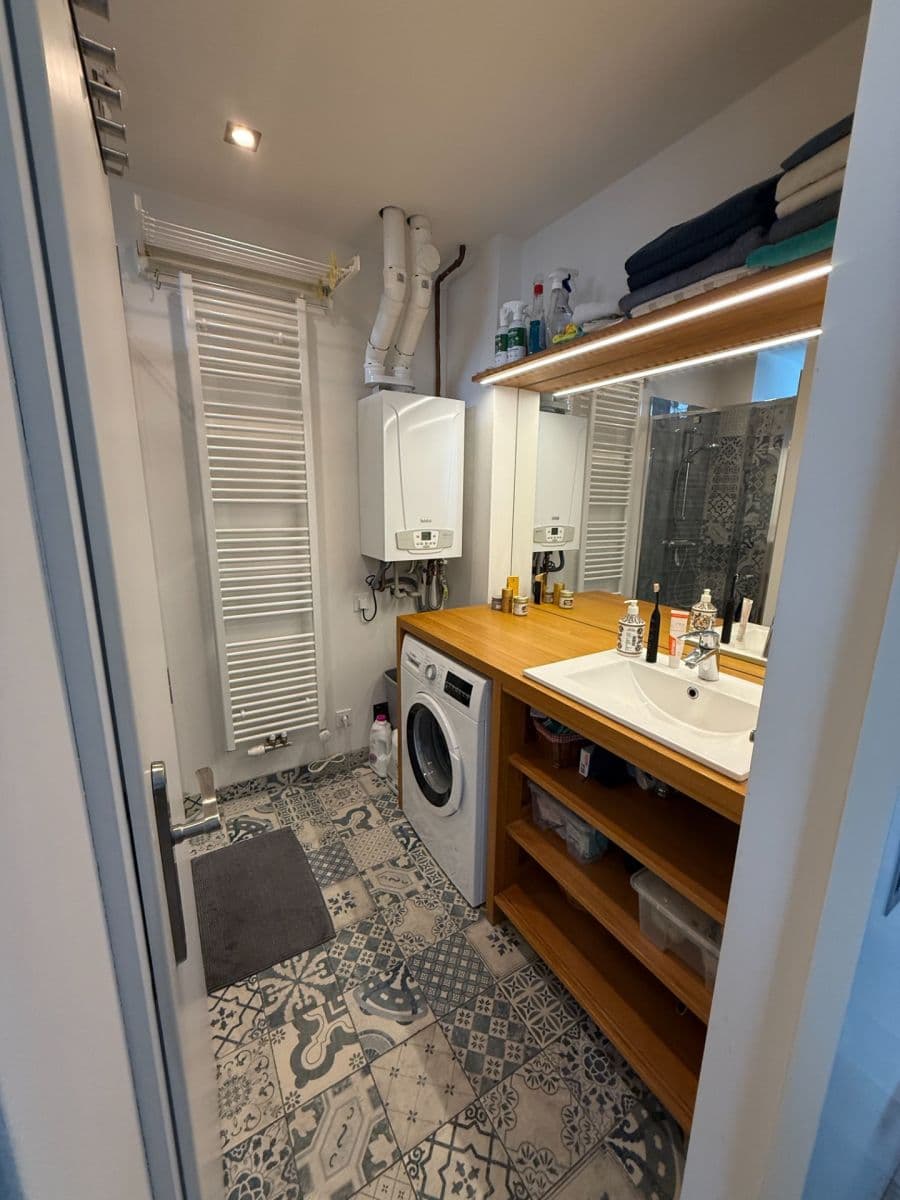 1 bedroom with open-plan kitchen flat for sale, 50 m², Osadní, Prague, Prague 1 bedroom with open-plan kitchen flat for sale, 50 m², Osadní, Prague, Prague