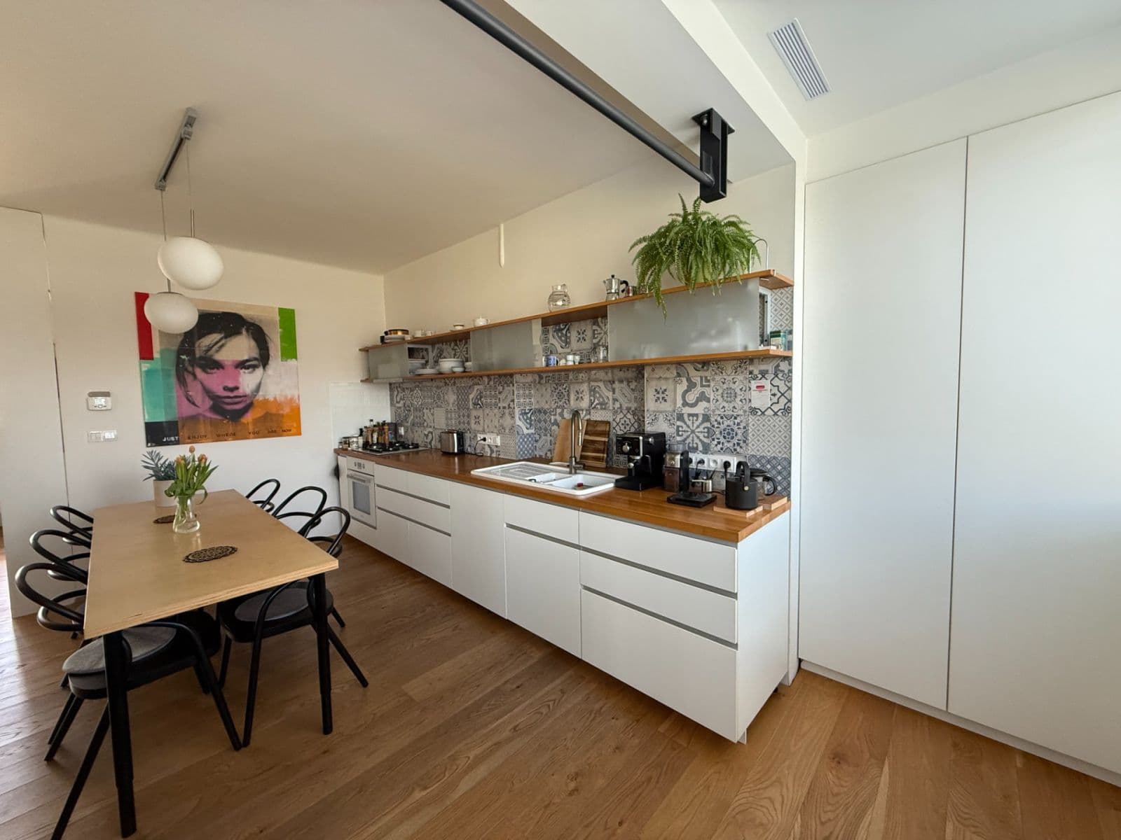 1 bedroom with open-plan kitchen flat for sale, 50 m², Osadní, Prague, Prague 1 bedroom with open-plan kitchen flat for sale, 50 m², Osadní, Prague, Prague