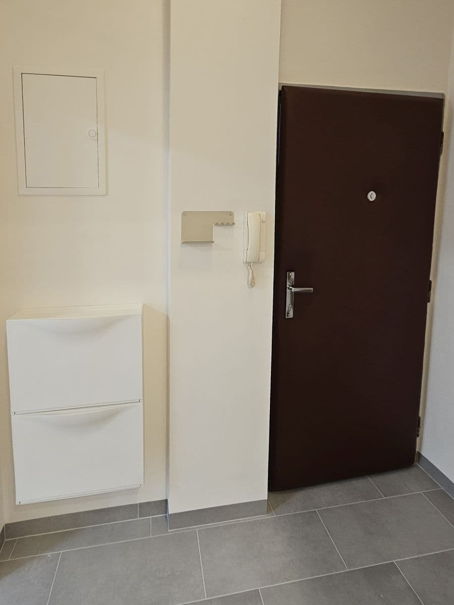 Small studio flat to rent, 28 m², Heřmanova, Prague, Prague Small studio flat to rent, 28 m², Heřmanova, Prague, Prague