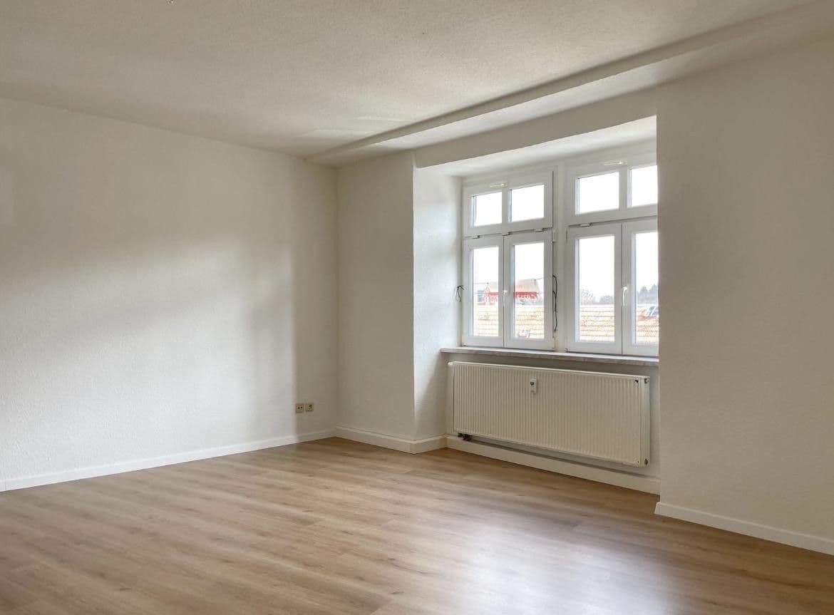 3 bedroom with open-plan kitchen flat to rent, 125 m², Mühlberg 3, Auerbach/Vogtland, Saxony 3 bedroom with open-plan kitchen flat to rent, 125 m², Mühlberg 3, Auerbach/Vogtland, Saxony