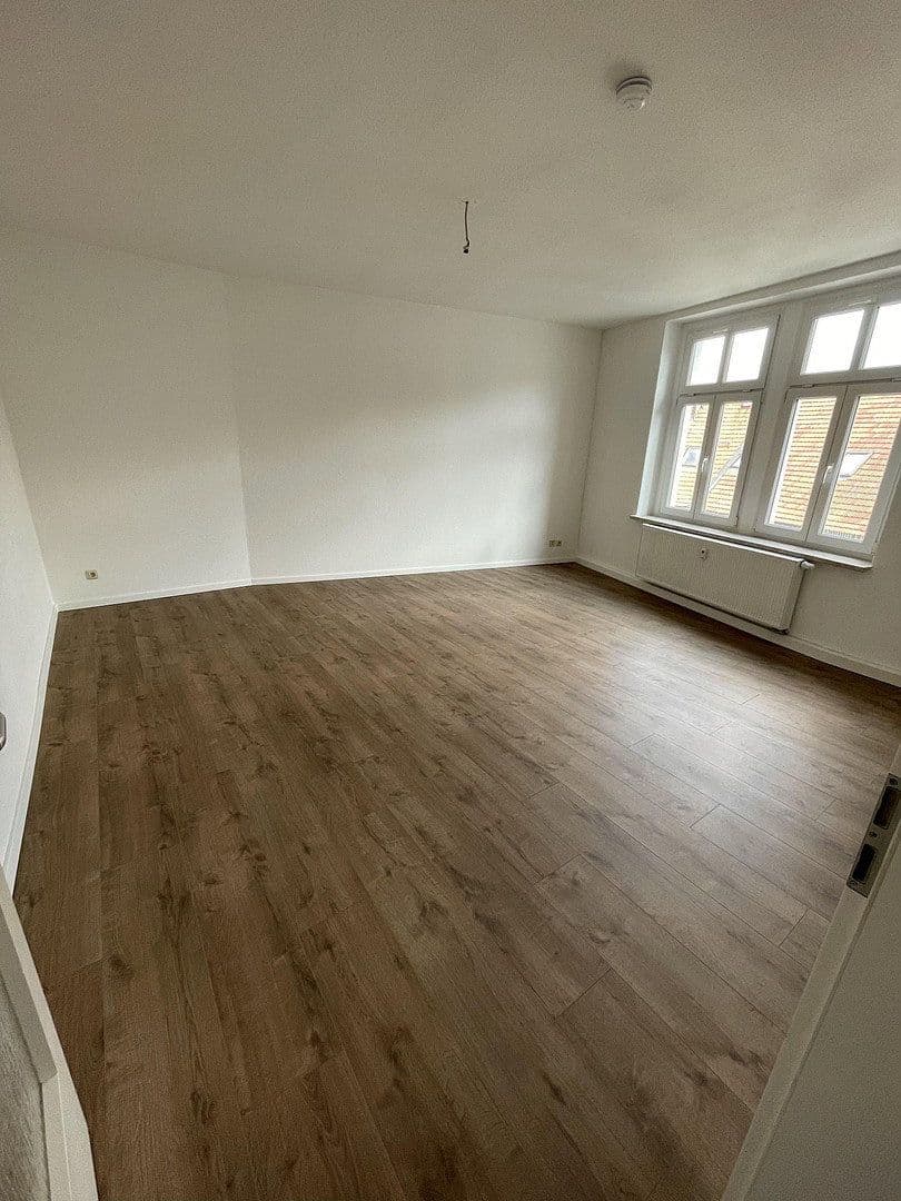 3 bedroom with open-plan kitchen flat to rent, 125 m², Mühlberg 3, Auerbach/Vogtland, Saxony 3 bedroom with open-plan kitchen flat to rent, 125 m², Mühlberg 3, Auerbach/Vogtland, Saxony