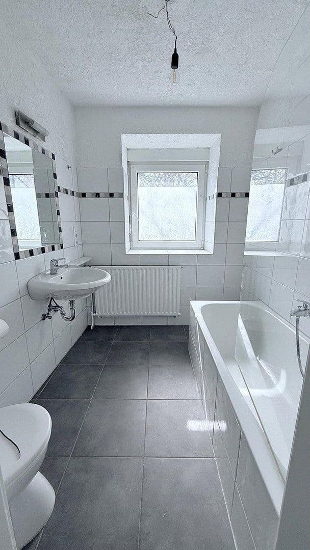 2 bedroom with open-plan kitchen flat to rent, 94 m², Mittelstraße 2, Schwerte, North Rhine-Westphalia 2 bedroom with open-plan kitchen flat to rent, 94 m², Mittelstraße 2, Schwerte, North Rhine-Westphalia