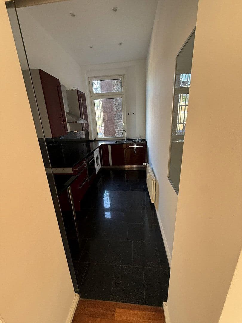 1 bedroom with open-plan kitchen flat to rent, 95 m², Moltkestraße 127, Köln, North Rhine-Westphalia 1 bedroom with open-plan kitchen flat to rent, 95 m², Moltkestraße 127, Köln, North Rhine-Westphalia