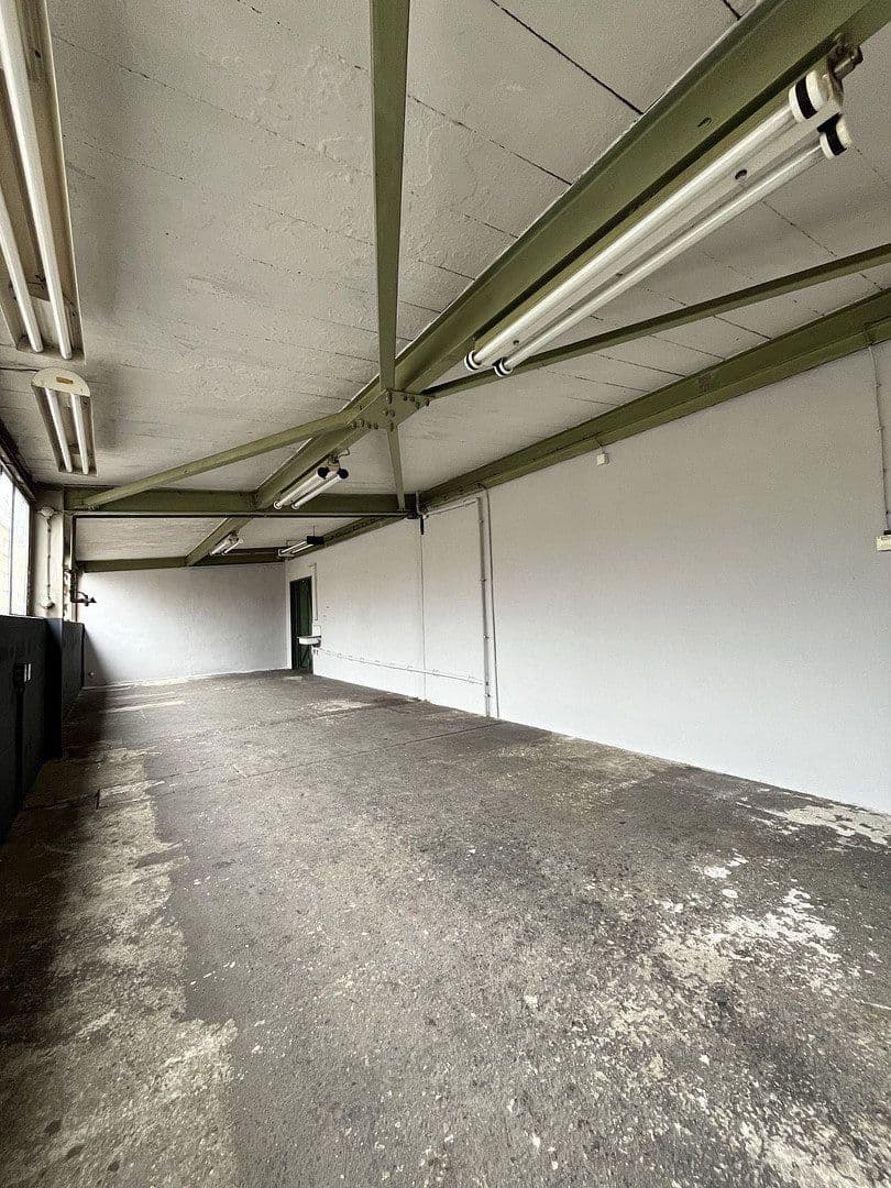 non-residential property to rent, 1,400 m², Niesky, Saxony non-residential property to rent, 1,400 m², Niesky, Saxony