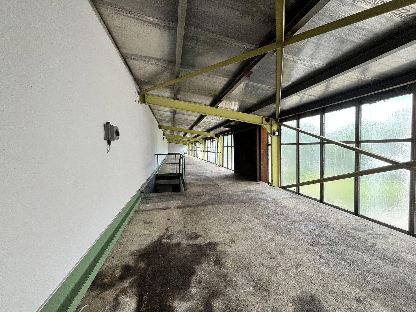 non-residential property to rent, 1,400 m², Niesky, Saxony non-residential property to rent, 1,400 m², Niesky, Saxony