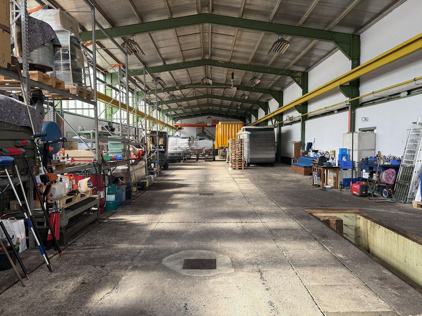 non-residential property to rent, 1,400 m², Niesky, Saxony non-residential property to rent, 1,400 m², Niesky, Saxony