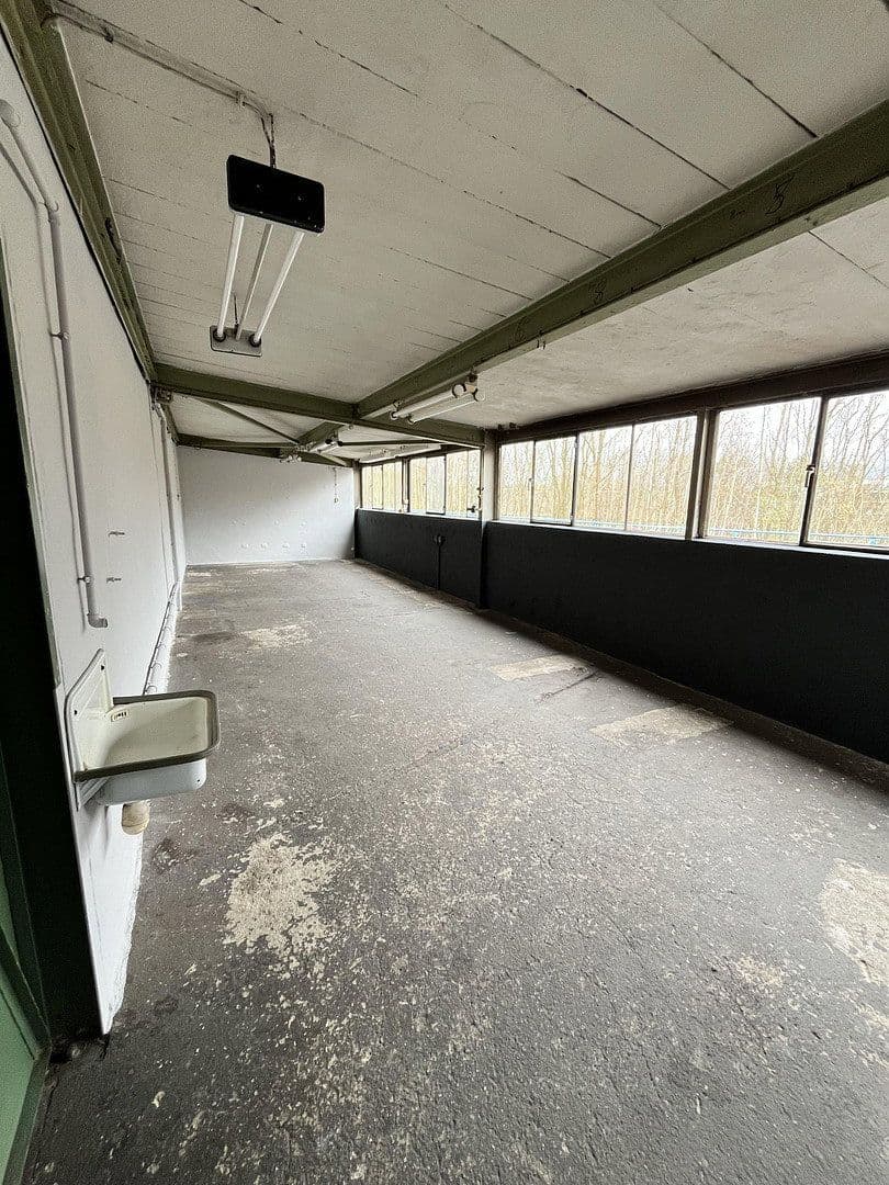 non-residential property to rent, 1,400 m², Niesky, Saxony non-residential property to rent, 1,400 m², Niesky, Saxony