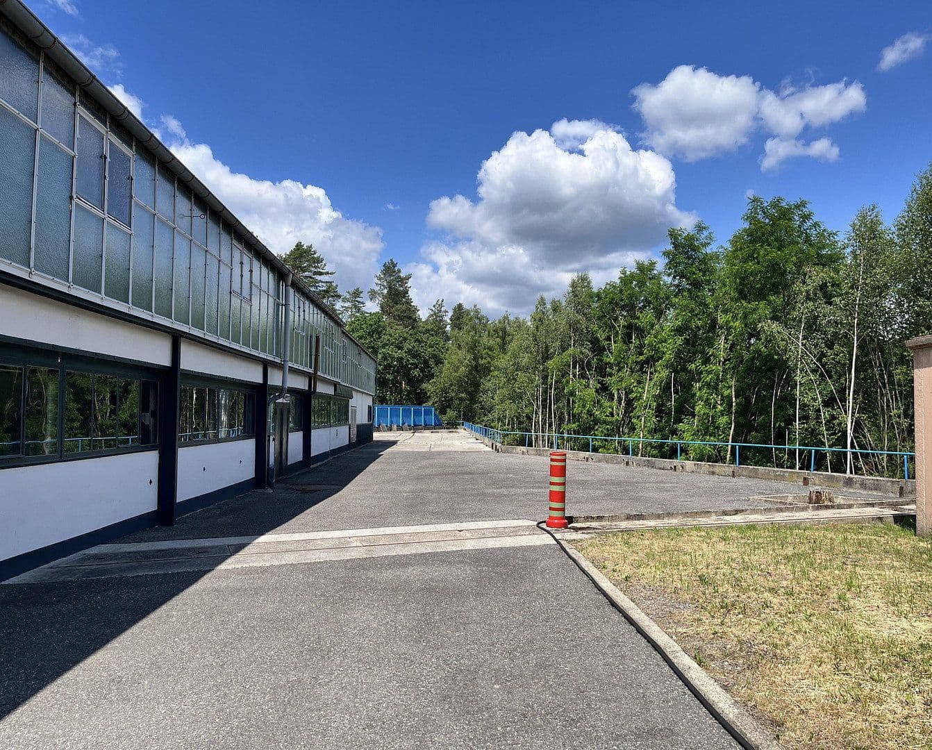 non-residential property to rent, 1,400 m², Niesky, Saxony non-residential property to rent, 1,400 m², Niesky, Saxony