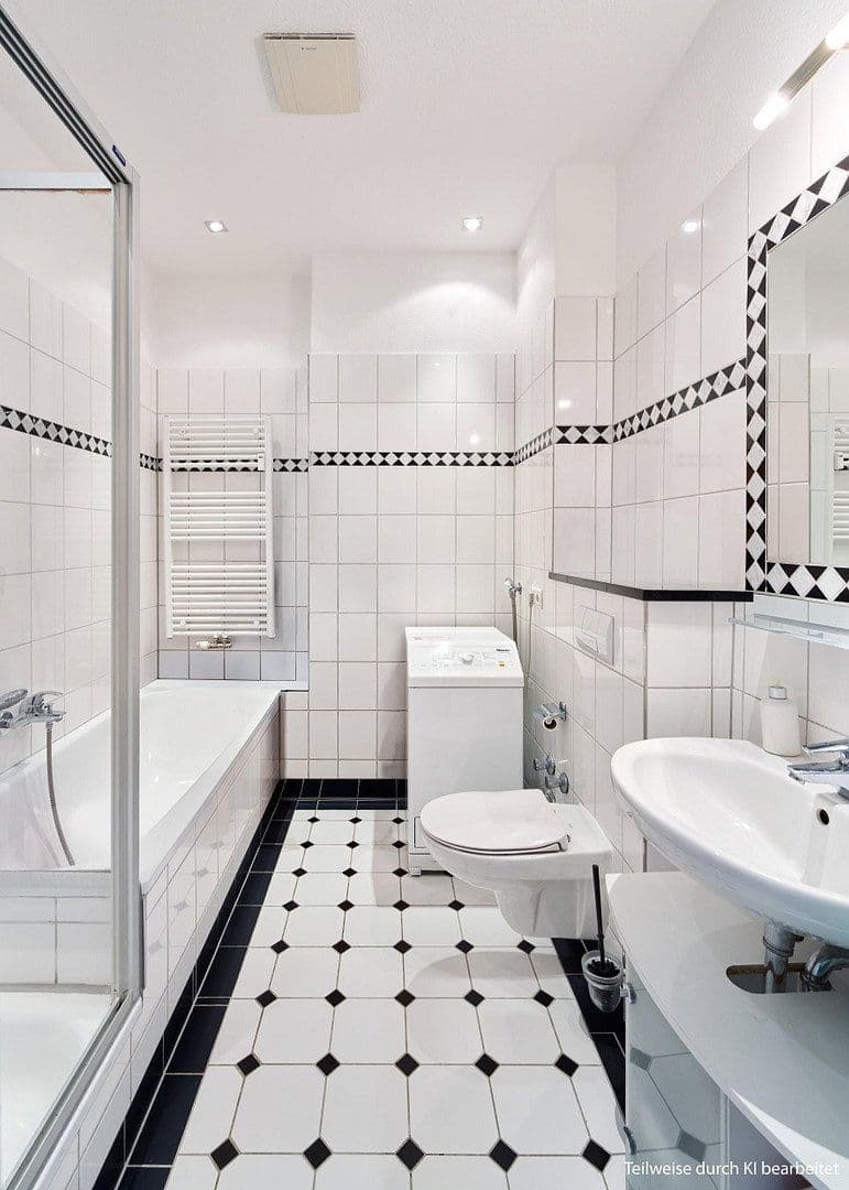 3 bedroom flat for sale, 95 m², Stargarderstr. 21, Berlin, Berlin 3 bedroom flat for sale, 95 m², Stargarderstr. 21, Berlin, Berlin