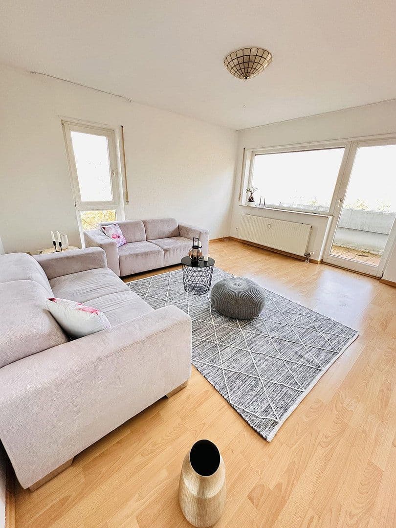 1 bedroom with open-plan kitchen flat to rent, 64 m², Leonberg, Baden-Württemberg 1 bedroom with open-plan kitchen flat to rent, 64 m², Leonberg, Baden-Württemberg