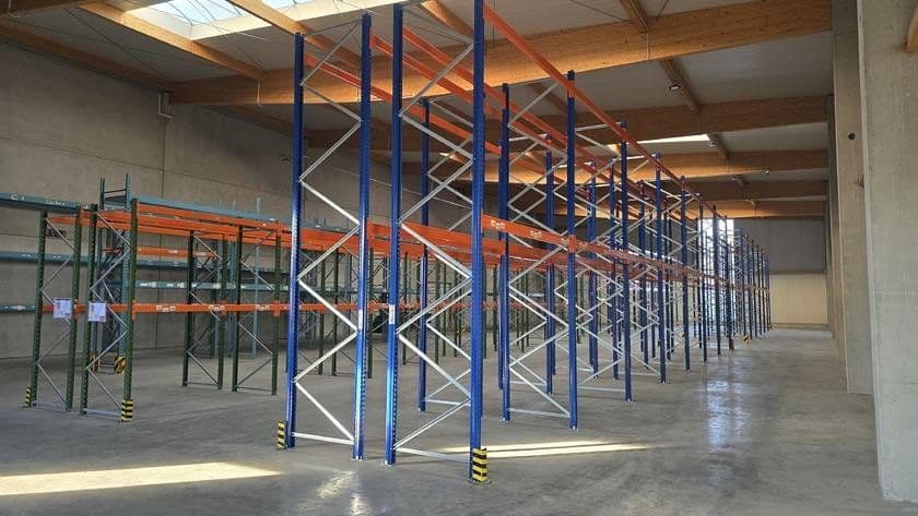 non-residential property to rent, 1,206 m², Egelsees 13, Siegenburg, Bavaria non-residential property to rent, 1,206 m², Egelsees 13, Siegenburg, Bavaria