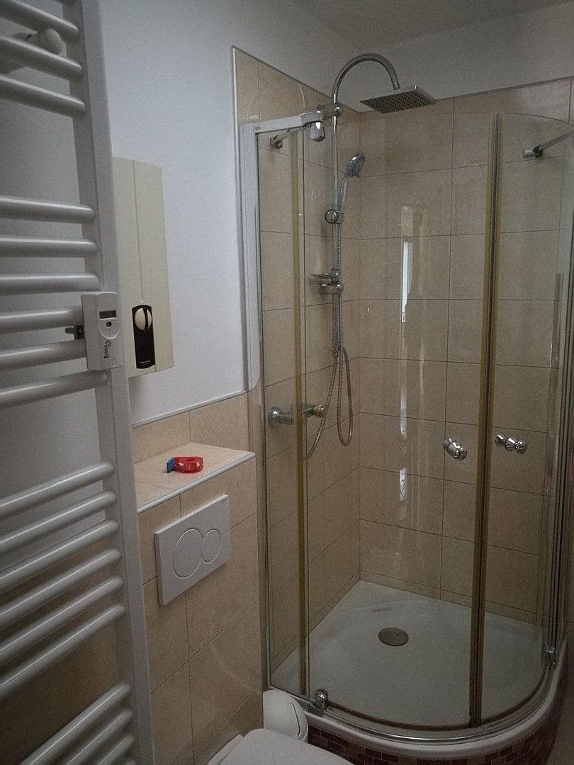 2 bedroom with open-plan kitchen flat to rent, 123 m², Elberferlderstr. 103, Hilden, North Rhine-Westphalia 2 bedroom with open-plan kitchen flat to rent, 123 m², Elberferlderstr. 103, Hilden, North Rhine-Westphalia