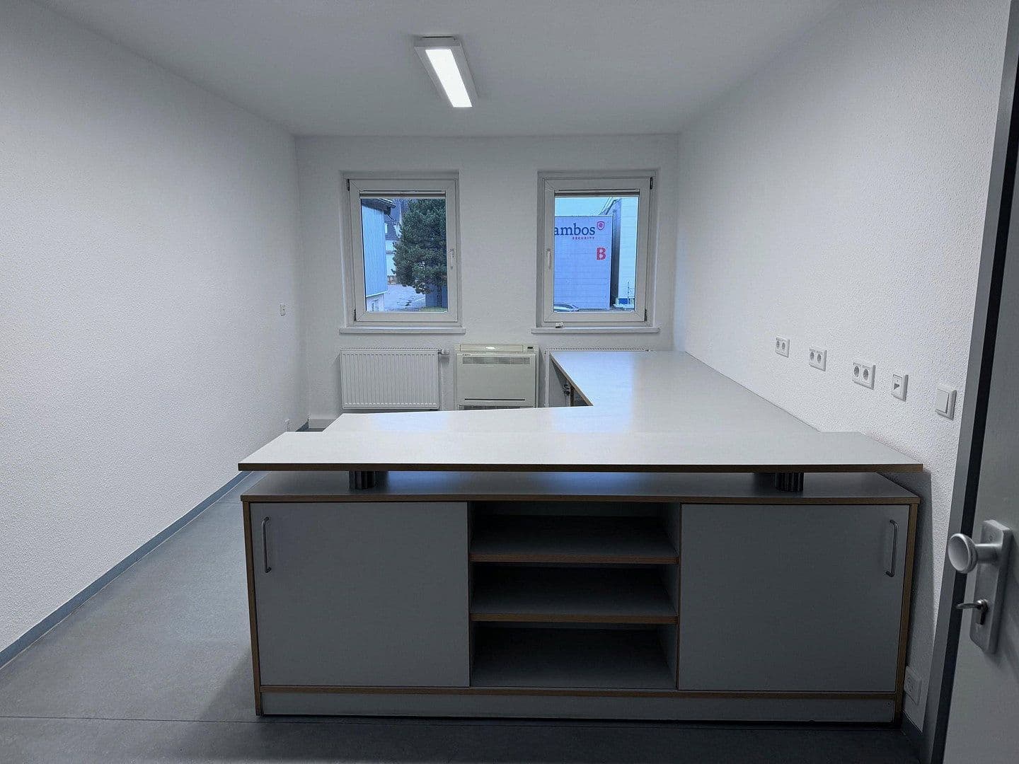 non-residential property to rent, 3,310 m², Dohna, Saxony non-residential property to rent, 3,310 m², Dohna, Saxony