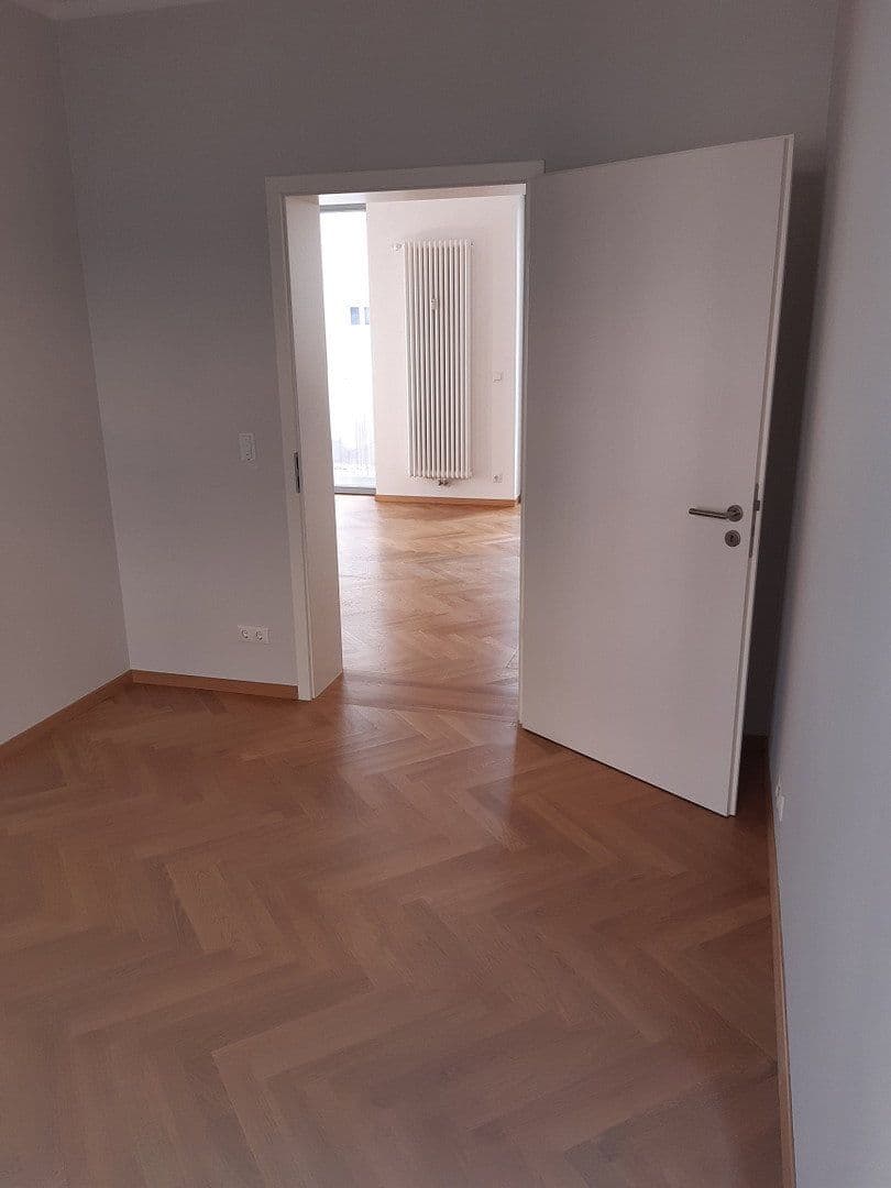1 bedroom with open-plan kitchen flat to rent, 74 m², München, Bavaria 1 bedroom with open-plan kitchen flat to rent, 74 m², München, Bavaria