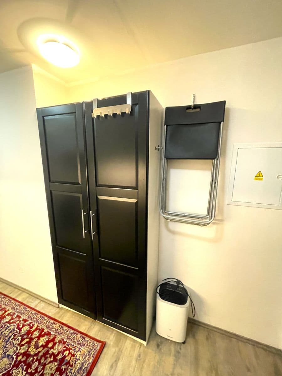 Studio flat to rent, 17 m², Na Cikánce, Prague, Prague Studio flat to rent, 17 m², Na Cikánce, Prague, Prague