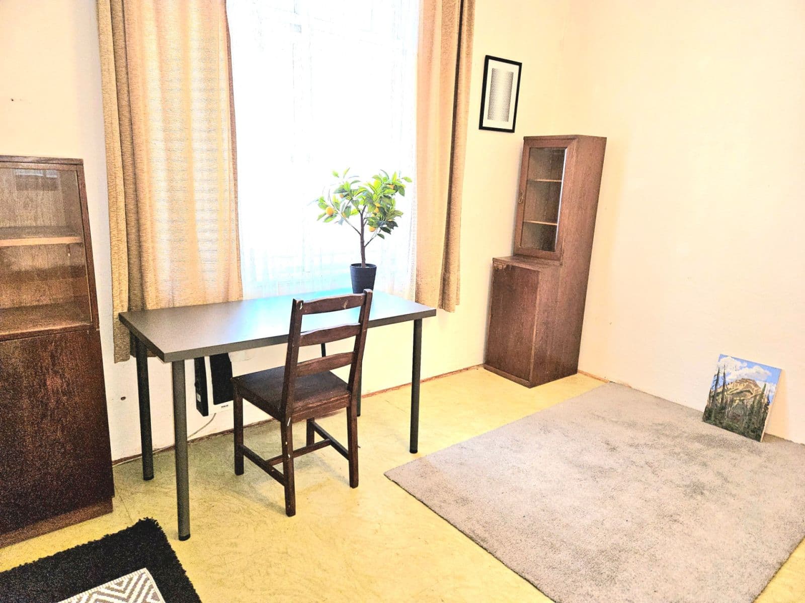 3 bedroom flat to rent, 90 m², Husinecká, Prague, Prague 3 bedroom flat to rent, 90 m², Husinecká, Prague, Prague