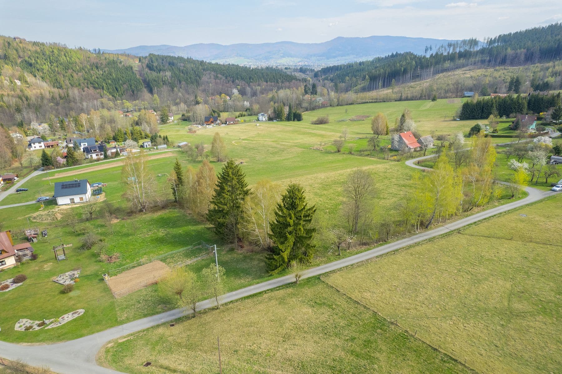 plot for sale, 1,195 m², Dolní Lomná, Moravskoslezský Region plot for sale, 1,195 m², Dolní Lomná, Moravskoslezský Region