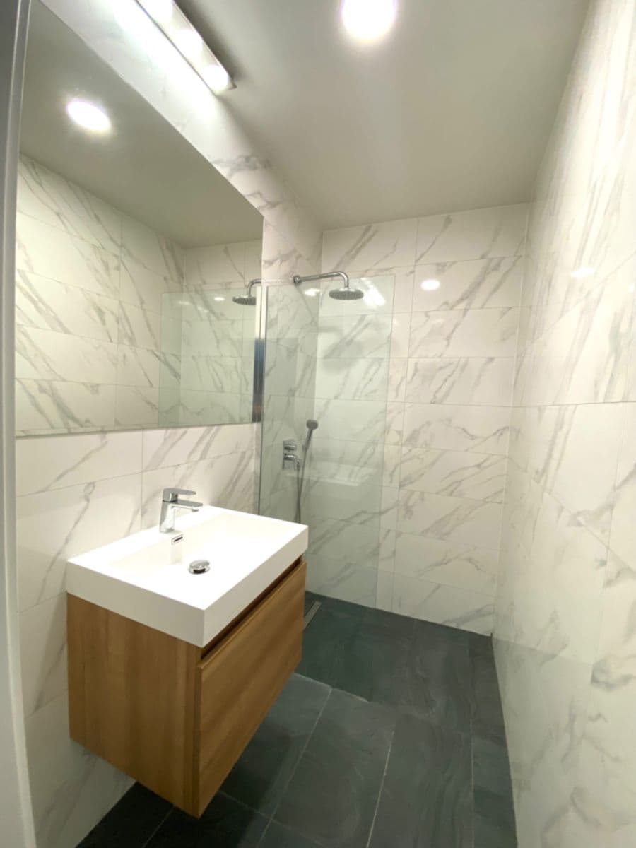 1 bedroom with open-plan kitchen flat to rent, 50 m², Holečkova, Prague, Prague 1 bedroom with open-plan kitchen flat to rent, 50 m², Holečkova, Prague, Prague