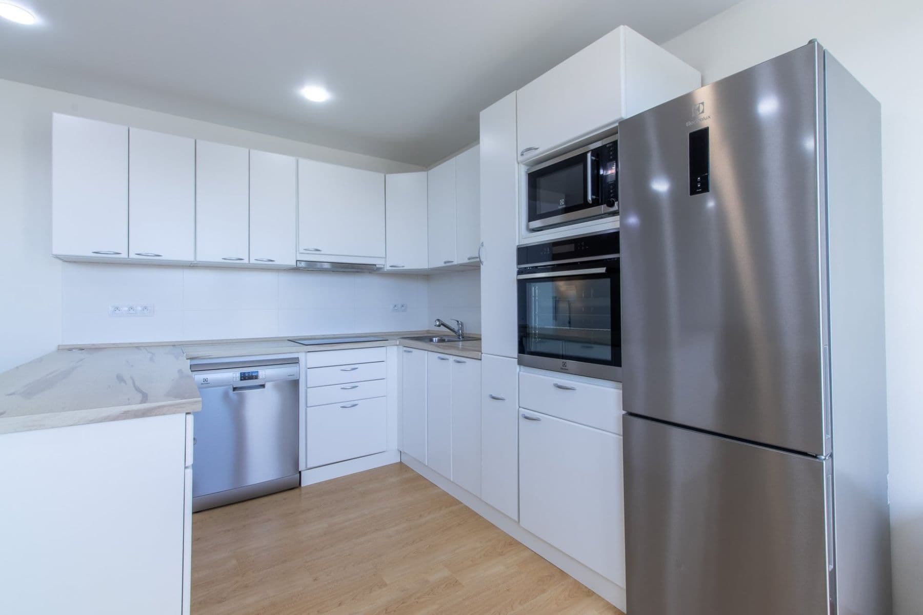 2 bedroom with open-plan kitchen flat to rent, 68 m², Jaselská, Mnichovo Hradiště, Středočeský Region 2 bedroom with open-plan kitchen flat to rent, 68 m², Jaselská, Mnichovo Hradiště, Středočeský Region