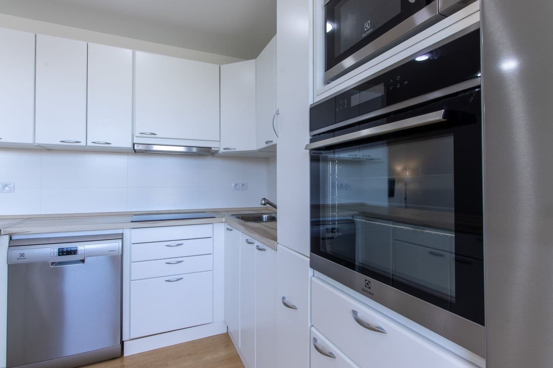 2 bedroom with open-plan kitchen flat to rent, 68 m², Jaselská, Mnichovo Hradiště, Středočeský Region 2 bedroom with open-plan kitchen flat to rent, 68 m², Jaselská, Mnichovo Hradiště, Středočeský Region