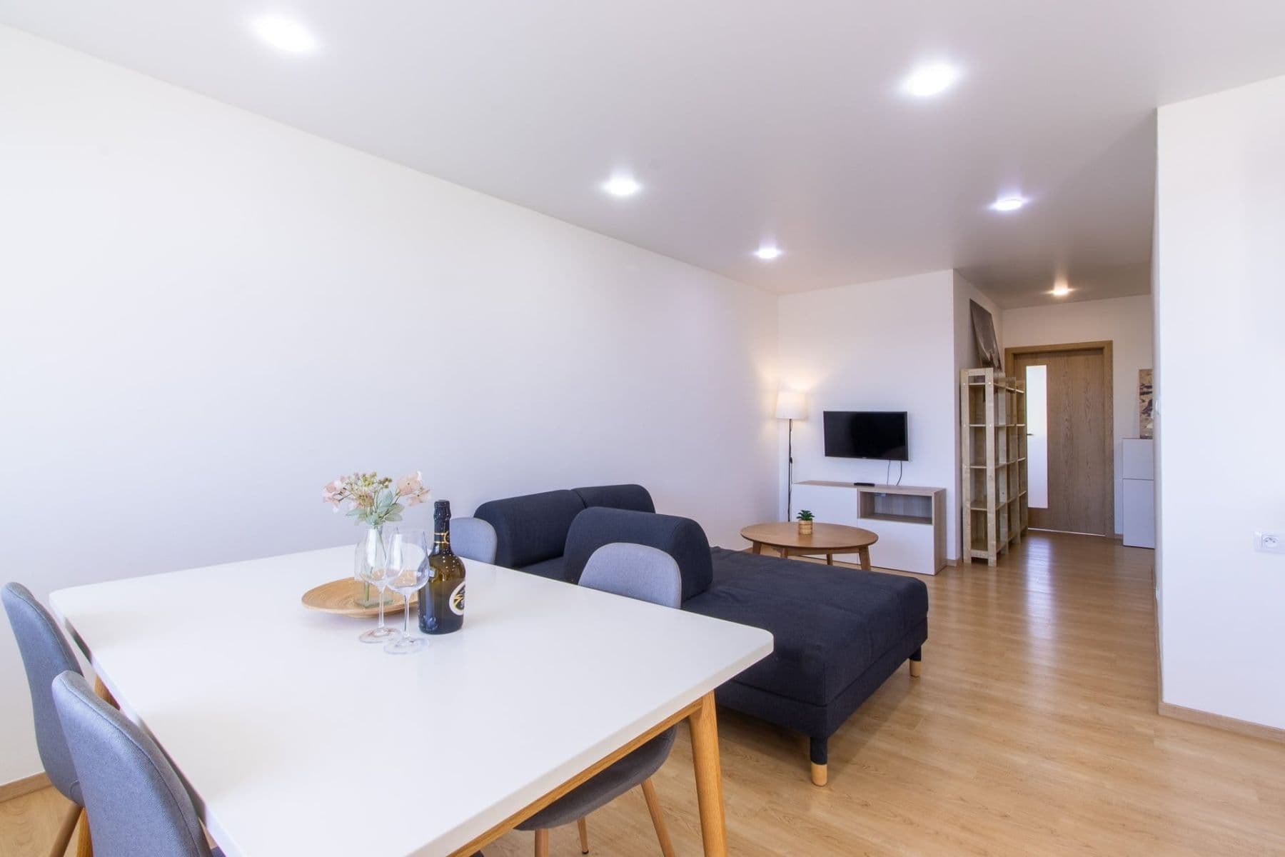 2 bedroom with open-plan kitchen flat to rent, 68 m², Jaselská, Mnichovo Hradiště, Středočeský Region 2 bedroom with open-plan kitchen flat to rent, 68 m², Jaselská, Mnichovo Hradiště, Středočeský Region